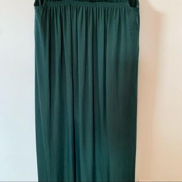 Carolina Belle Montreal Green Empire Waist Flowy Lined Sleeveless Maxi Dress - Picture 9 of 12